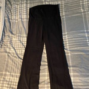 Motherhood Maternity Yoga Pants.
